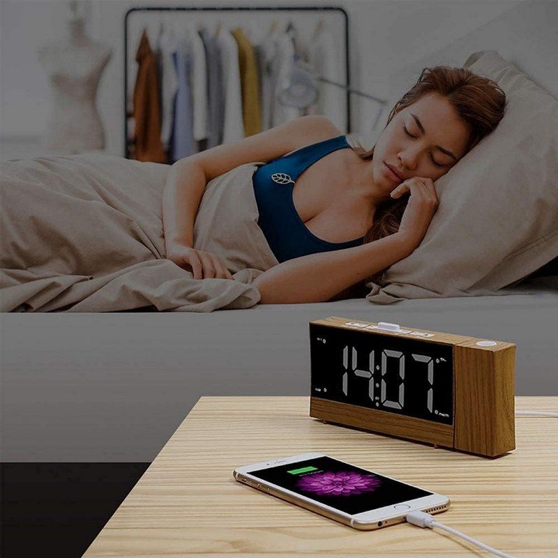 Radio réveil projecteur LED avec FM et Snooze