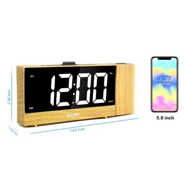 Radio réveil projecteur LED affichant l'heure sur le mur