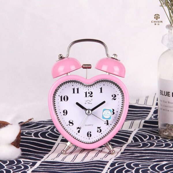 71GtQ6hL7BL._AC_SL1500_ Réveil cœur pour fille avec mouvement à quartz