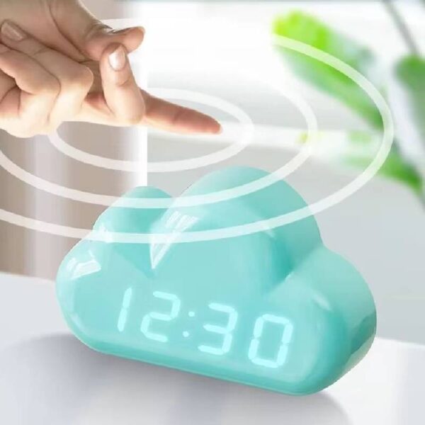 Réveil en forme de nuage à commande vocale