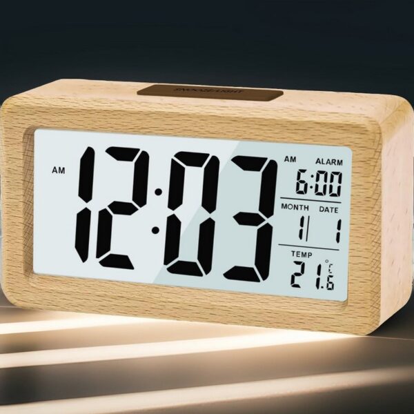 Borrador sin título - 2025-01-18T225142.201 Réveil en bois digital à pile avec affichage LED moderne