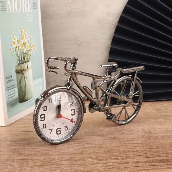 Se756fc7d452a4ab48348d62eaa001327w Réveil vélo vintage grandeur nature sur console