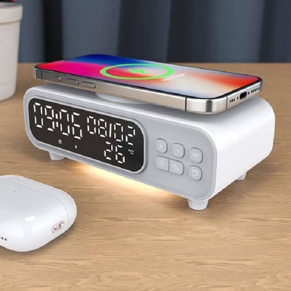 Réveil lumineux LED avec radio et alarme intégrée