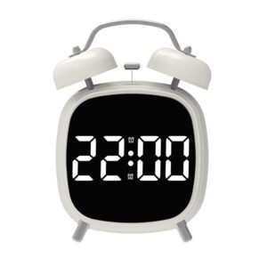 Réveil mécanique double cloche blanc avec écran LED affichant 22:00, design rétro moderne.