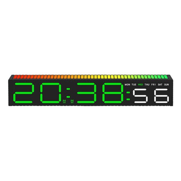 Réveil numérique LED lumineux noir affichant l'heure 20:38:56 avec barre de couleur réactive au son. Réveil numérique LED lumineux noir affichant l'heure 20:38:56 avec barre de couleur réactive au son.